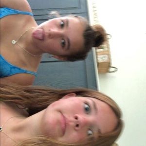 Meet your Posher, Eva